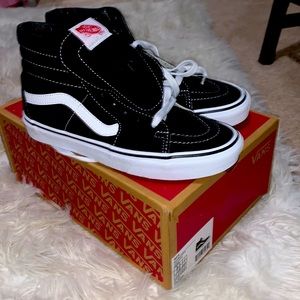 Vans - Womens black high top Van sneakers